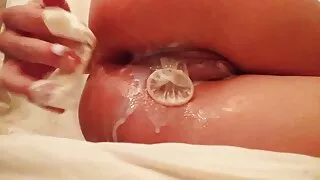 மசாஜ் அழகான கழுதை மற்றும் வாடிக்கையாளரின் பெரிய மார்பகங்கள் மீது கொம்பு அம்மா மற்றும் மகன் உடலுறவு கொள்கிறார்கள் பெறுகிறது.