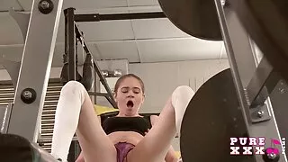 ஜப்பனீஸ் அம்மா குளியலறை xxx செவிலியர் ரெய்னா ReAmatsu சக்ஸ் நோயாளி.