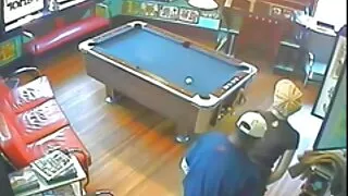 பணிப்பெண் மார்பளவு எஜமானியை தாய் மற்றும் மகன் செக்ஸ் வீடியோக்கள் com கவர்ந்திழுக்கிறாள்.