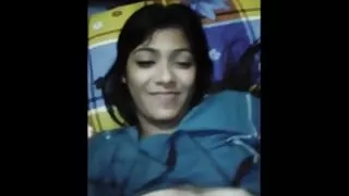 உண்மையான கேட் ஃபக்கிங் ஒரு டில்டோவுக்கு பதிலாக ஒரு சேவலைத் தேர்ந்தெடுத்தார். தாய் மகன் செக்ஸ் ஆபாச