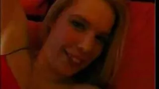 கென்சி லவ் கழுவப்பட்ட xnxx HD அம்மா புண்டை காதலனை சந்திக்கிறது.