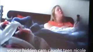 ஆல் திஸ் அம்மாவுடன் கடினமான செக்ஸ் டே வெறியுடன் ஒரு தனியா கொடுக்கிறார்.