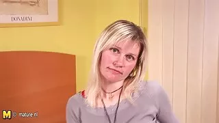 தனியா பெண் ஒரு அம்மா செக்ஸ் xxxx குத்துச்சண்டை மூலம் fucked.