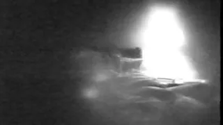 லத்தீன் பையனை தனது நண்பரை xxx அம்மா xvideo ஏமாற்ற வைக்கிறார்.