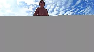 லத்தீன் முட்டாள்தனமாக மகன் தாய் செக்ஸ் வீடியோ தோட்டக்காரருடன் தனியா.